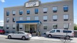 <b>Avion Inn near LGA Airport, Ascend Hotel Exterior</b>. Images powered by <a href="https://iceportal.shijigroup.com/" title="IcePortal" target="_blank">IcePortal</a>.