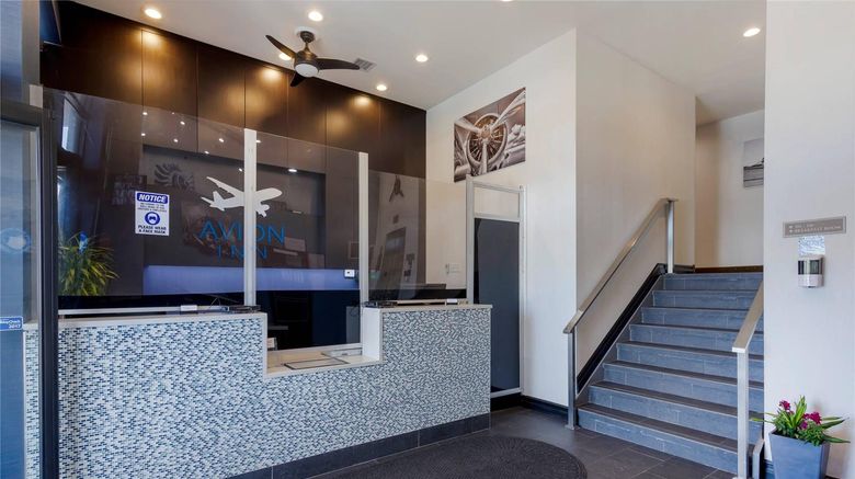 <b>Avion Inn near LGA Airport, Ascend Hotel Lobby</b>. Images powered by <a href="https://iceportal.shijigroup.com/" title="IcePortal" target="_blank">IcePortal</a>.