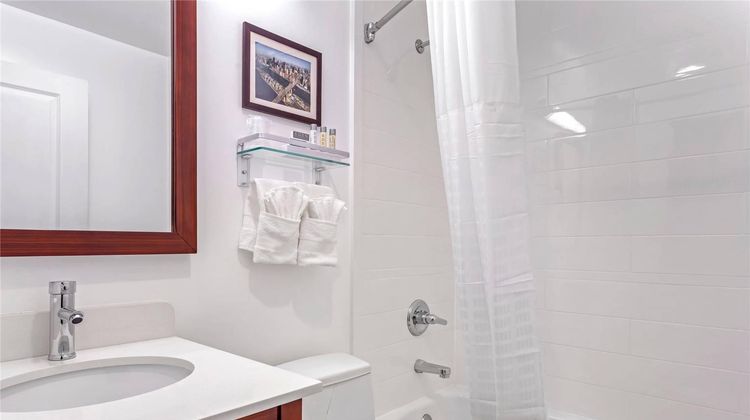 Avion Inn near LGA Airport, Ascend Hotel Room