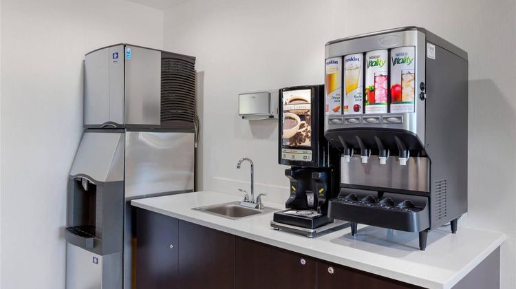 Avion Inn near LGA Airport, Ascend Hotel Restaurant