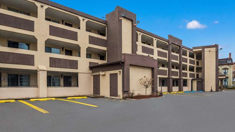 Clarion Pointe Syracuse Downtown Exterior. Images powered by <a href="https://iceportal.shijigroup.com" target="_blank" rel="noopener">Ice Portal</a>.