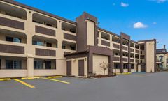 Clarion Pointe Syracuse Downtown