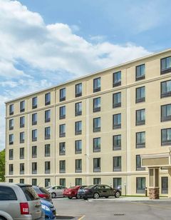 Comfort Inn The Pointe Hotel