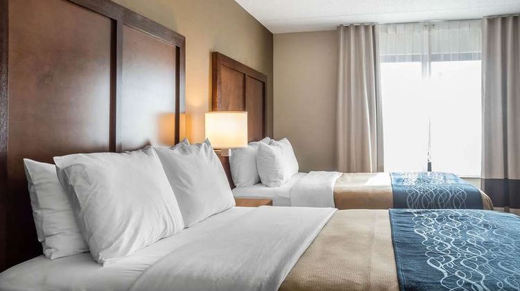 Comfort Inn The Pointe Hotel Suite