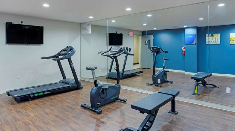 <b>Comfort Inn & Suites Bronx, NY Health</b>. Images powered by <a href="https://iceportal.shijigroup.com/" title="IcePortal" target="_blank">IcePortal</a>.