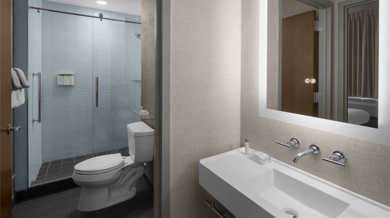 <b>Cambria Hotel New York - Chelsea Room</b>. Images powered by <a href="https://iceportal.shijigroup.com/" title="IcePortal" target="_blank">IcePortal</a>.
