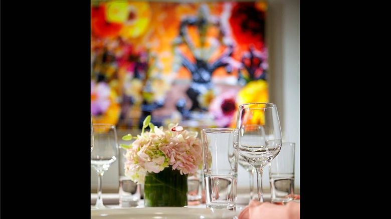 <b>Cambria Hotel New York - Chelsea Restaurant</b>. Images powered by <a href="https://iceportal.shijigroup.com/" title="IcePortal" target="_blank">IcePortal</a>.