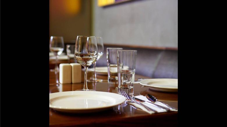 <b>Cambria Hotel New York - Chelsea Restaurant</b>. Images powered by <a href="https://iceportal.shijigroup.com/" title="IcePortal" target="_blank">IcePortal</a>.