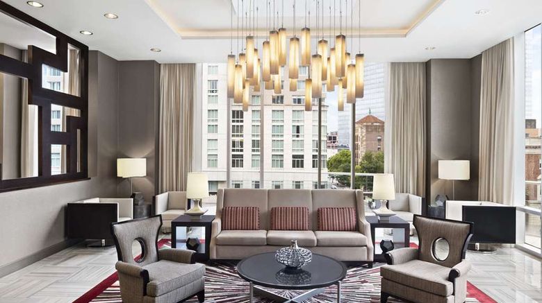 <b>Cambria Hotel White Plains-Downtown Lobby</b>. Images powered by <a href="https://iceportal.shijigroup.com/" title="IcePortal" target="_blank">IcePortal</a>.
