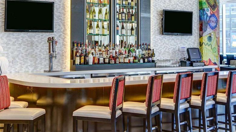 <b>Cambria Hotel White Plains-Downtown Restaurant</b>. Images powered by <a href="https://iceportal.shijigroup.com/" title="IcePortal" target="_blank">IcePortal</a>.