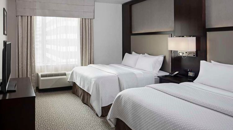 Cambria Hotel White Plains-Downtown Room