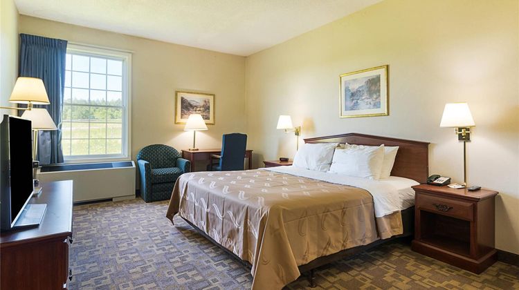 Quality Inn & Suites Schoharie Room