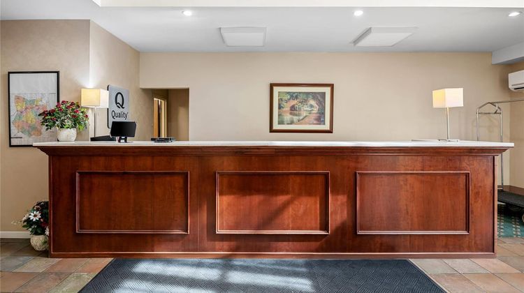 Quality Inn & Suites Schoharie Lobby
