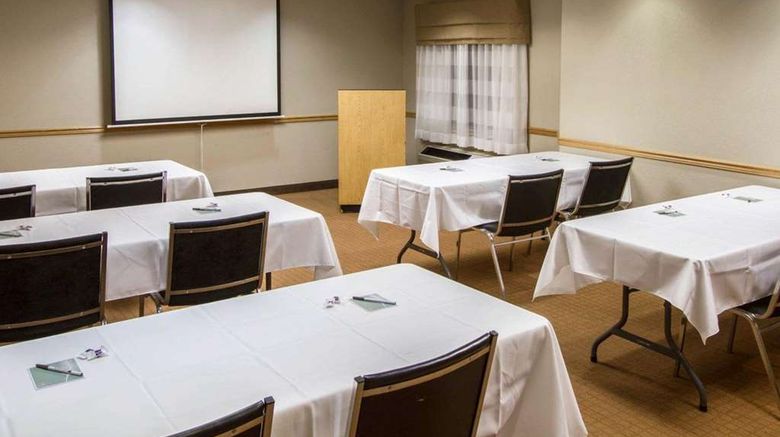 <b>Sleep Inn & Suites Buffalo Airport Meeting</b>. Images powered by <a href="https://iceportal.shijigroup.com/" title="IcePortal" target="_blank">IcePortal</a>.