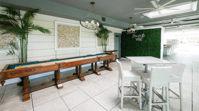 <b>Curtiss Hotel, an Ascend Hotel Other</b>. Images powered by <a href="https://iceportal.shijigroup.com/" title="IcePortal" target="_blank">IcePortal</a>.
