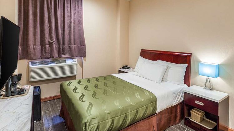 Quality Inn near Sunset Park Room