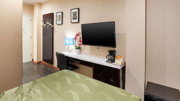 Quality Inn near Sunset Park Room