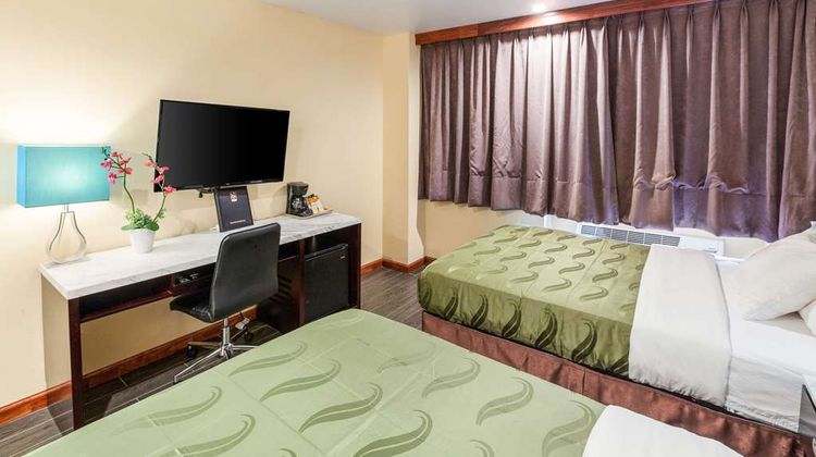 Quality Inn near Sunset Park Room