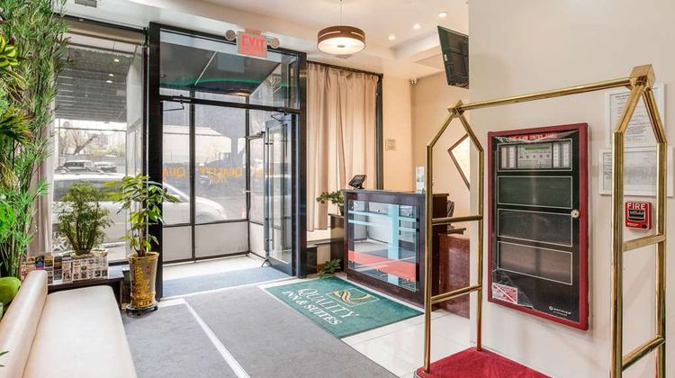 Quality Inn near Sunset Park Lobby