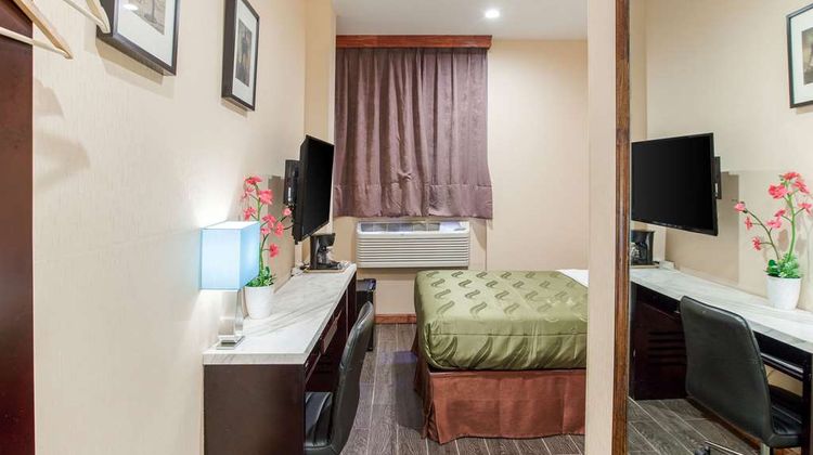 Quality Inn near Sunset Park Room