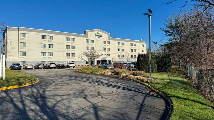 Quality Inn Spring Valley Exterior