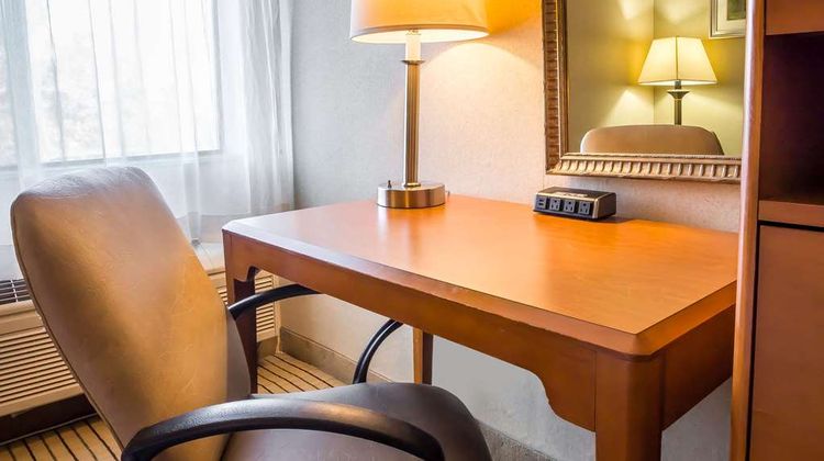 Quality Inn Spring Valley Room