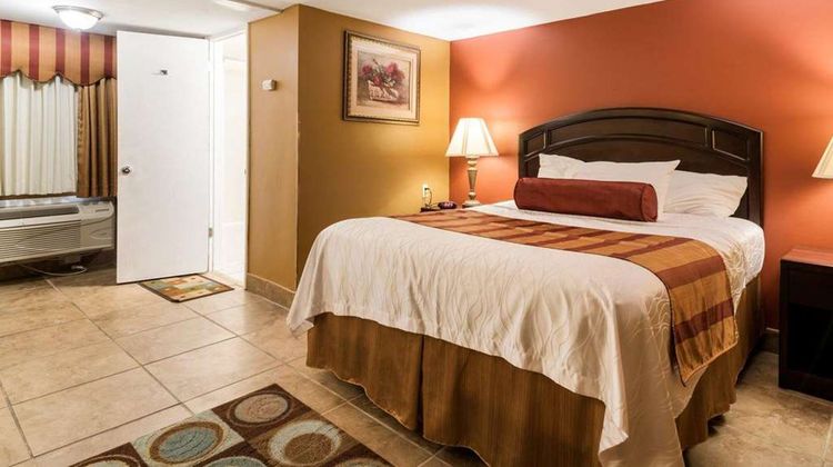 Rodeway Inn Weedsport Room