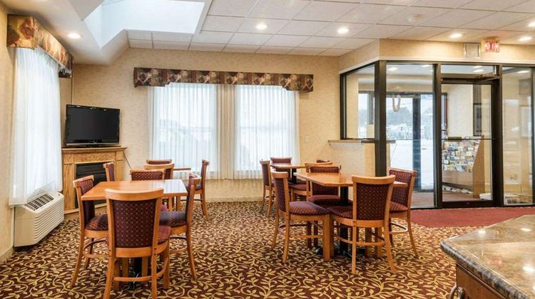 Rodeway Inn Weedsport Restaurant