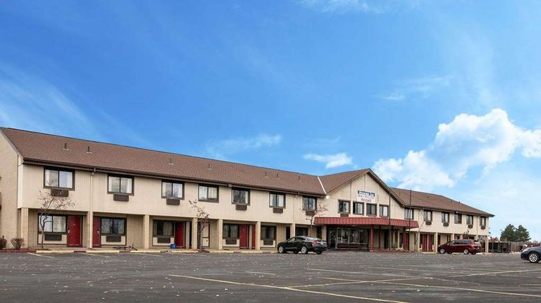 <b>Rodeway Inn Syracuse Carrier Circle Exterior</b>. Images powered by <a href="https://iceportal.shijigroup.com/" title="IcePortal" target="_blank">IcePortal</a>.