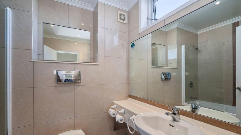 <b>Quality Inn Napier Room</b>. Images powered by <a href="https://iceportal.shijigroup.com/" title="IcePortal" target="_blank">IcePortal</a>.
