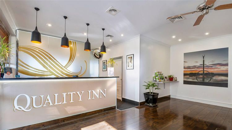 Quality Inn Napier Lobby