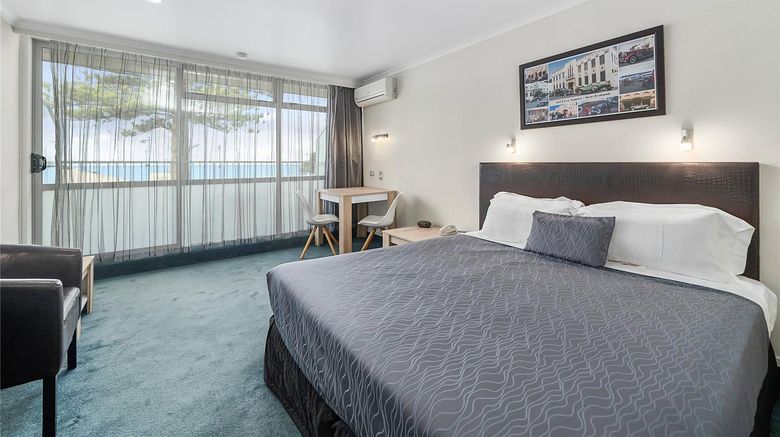 <b>Quality Inn Napier Room</b>. Images powered by <a href="https://iceportal.shijigroup.com/" title="IcePortal" target="_blank">IcePortal</a>.