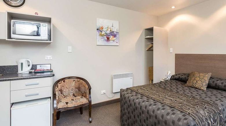 <b>Comfort Inn Tayesta Motel Room</b>. Images powered by <a href="https://iceportal.shijigroup.com/" title="IcePortal" target="_blank">IcePortal</a>.