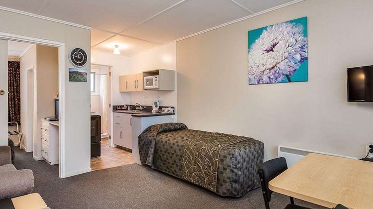 Comfort Inn Tayesta Motel Room