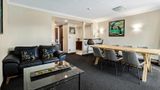 Hotel Elms Christchurch, Ascend Hotel Suite