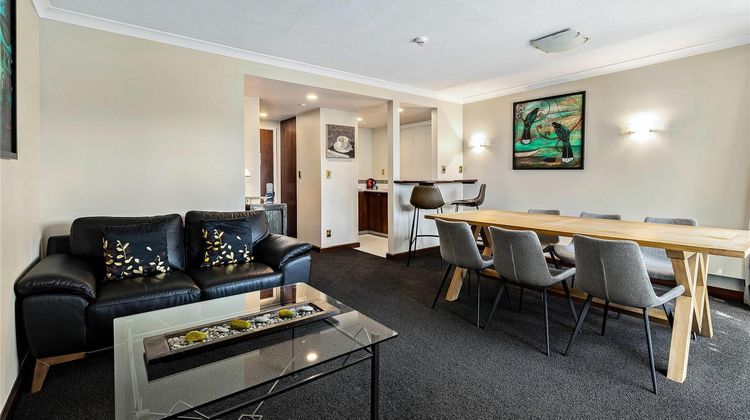 Hotel Elms Christchurch, Ascend Hotel Suite