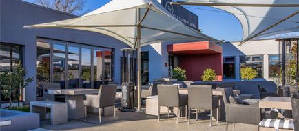 Hotel Elms Christchurch, Ascend Hotel Exterior