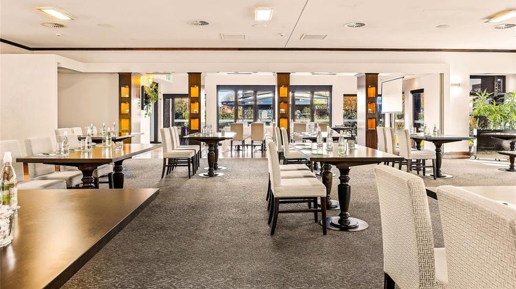 Hotel Elms Christchurch, Ascend Hotel Restaurant