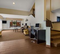 Sleep Inn Bolivar Lobby