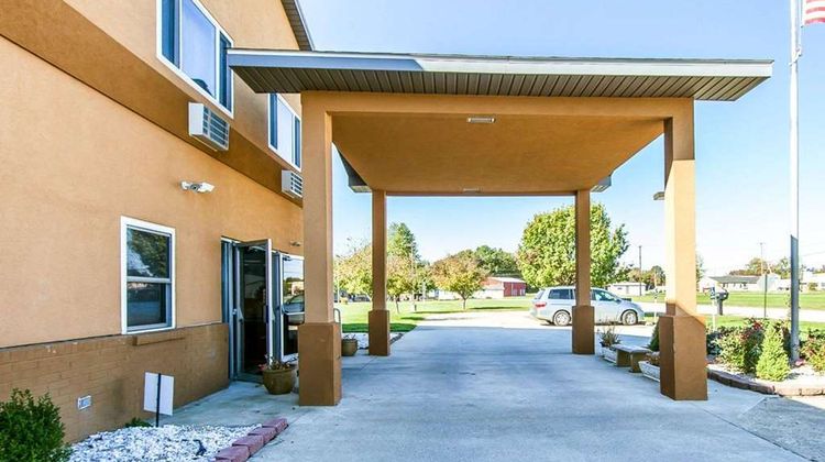 Quality Inn Exterior