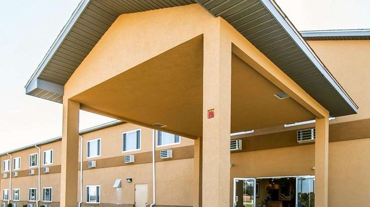 Quality Inn Exterior