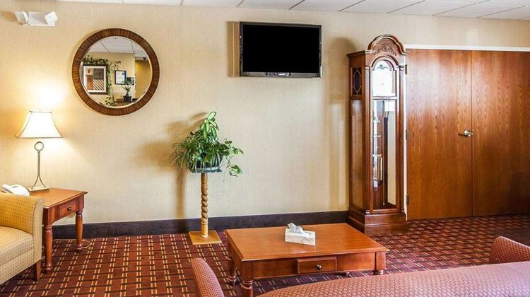 Quality Inn Lobby