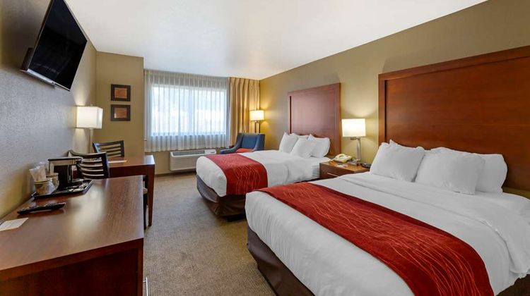 Comfort Inn at River's Edge Room
