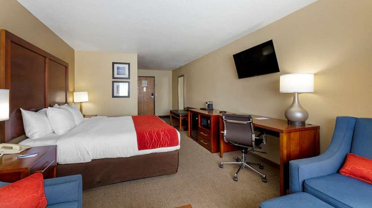 Comfort Inn at River's Edge Room