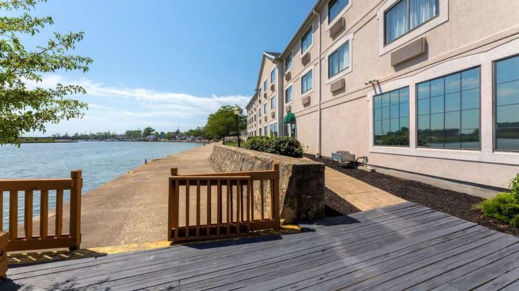 Comfort Inn at River's Edge Other