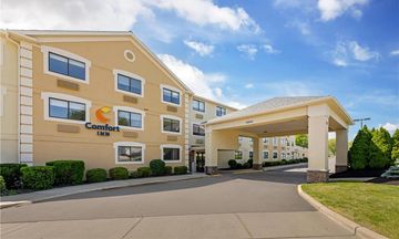 Comfort Inn at River's Edge