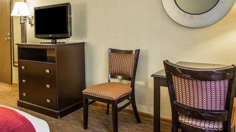 <b>Quality Inn Greenville Room</b>. Images powered by <a href="https://iceportal.shijigroup.com/" title="IcePortal" target="_blank">IcePortal</a>.