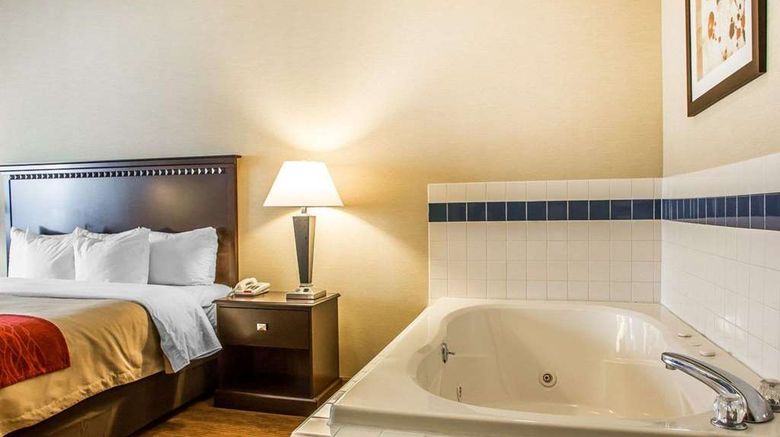 <b>Quality Inn Greenville Suite</b>. Images powered by <a href="https://iceportal.shijigroup.com/" title="IcePortal" target="_blank">IcePortal</a>.
