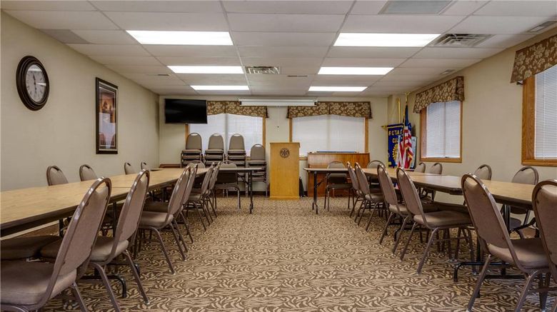 <b>Comfort Inn Millersburg Meeting</b>. Images powered by <a href="https://iceportal.shijigroup.com/" title="IcePortal" target="_blank">IcePortal</a>.