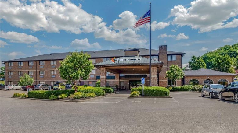 <b>Comfort Inn Millersburg Exterior</b>. Images powered by <a href="https://iceportal.shijigroup.com/" title="IcePortal" target="_blank">IcePortal</a>.